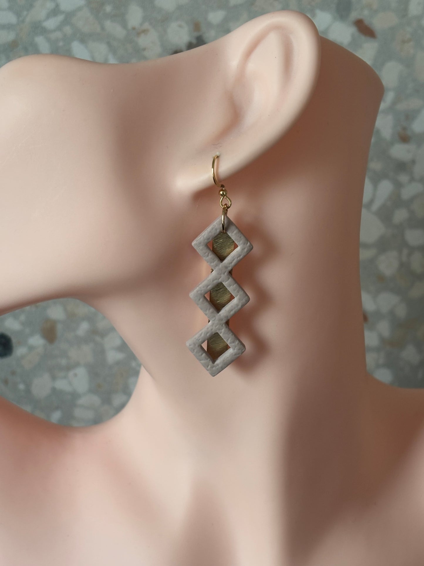 Squares dark beige/gold