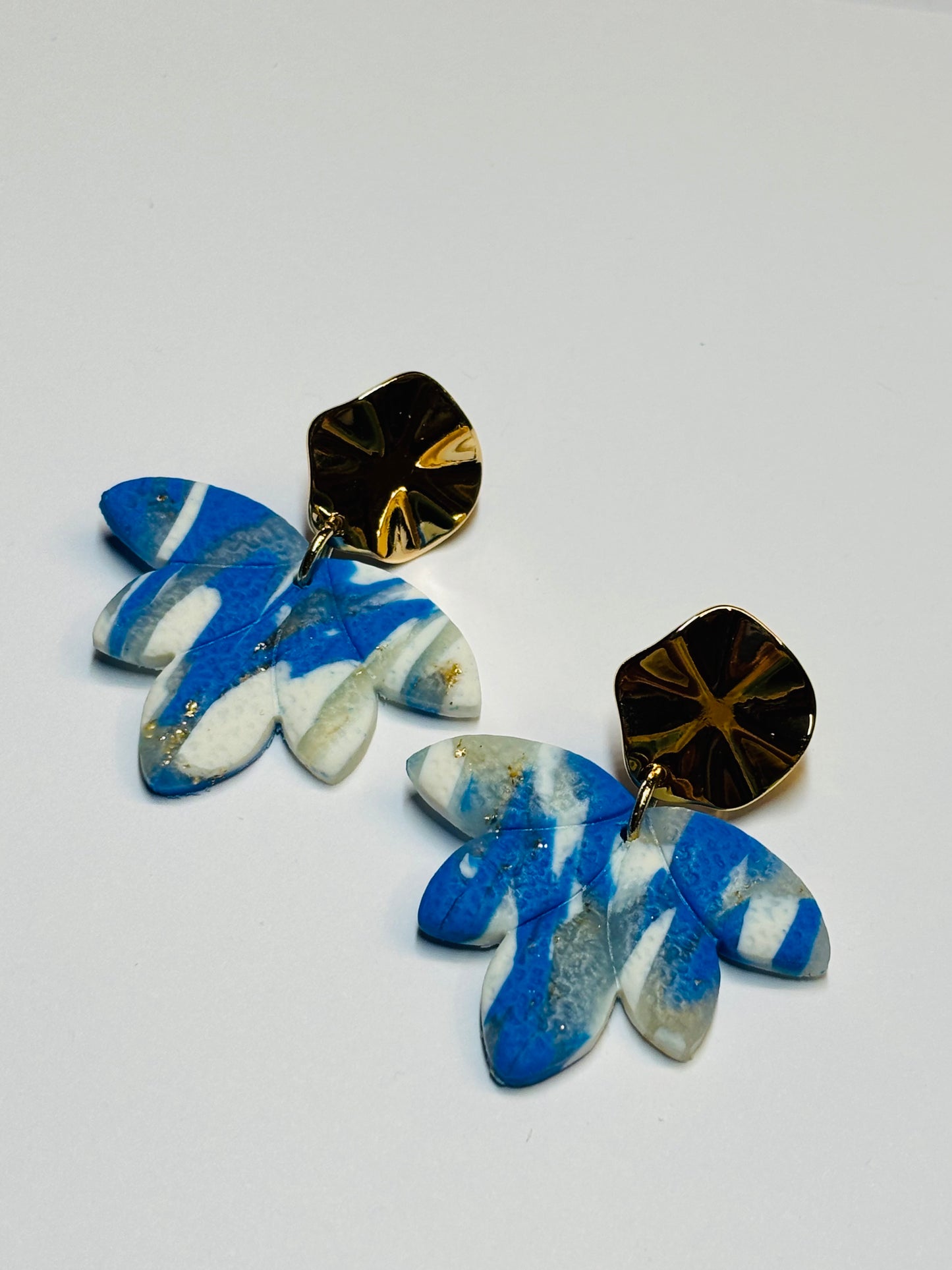 Gigi translucent/blue/white/gold