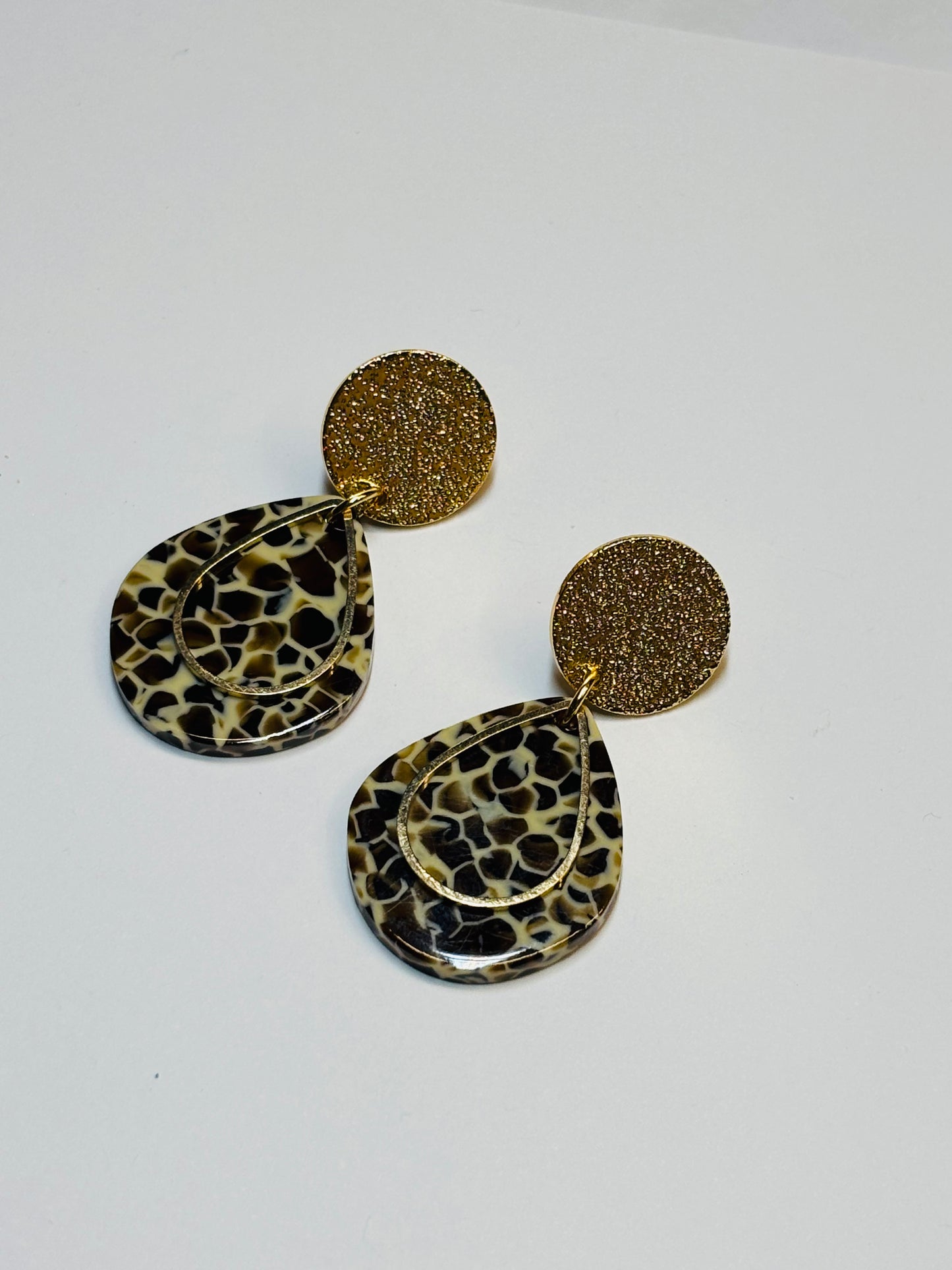 Teardrop tiger gold