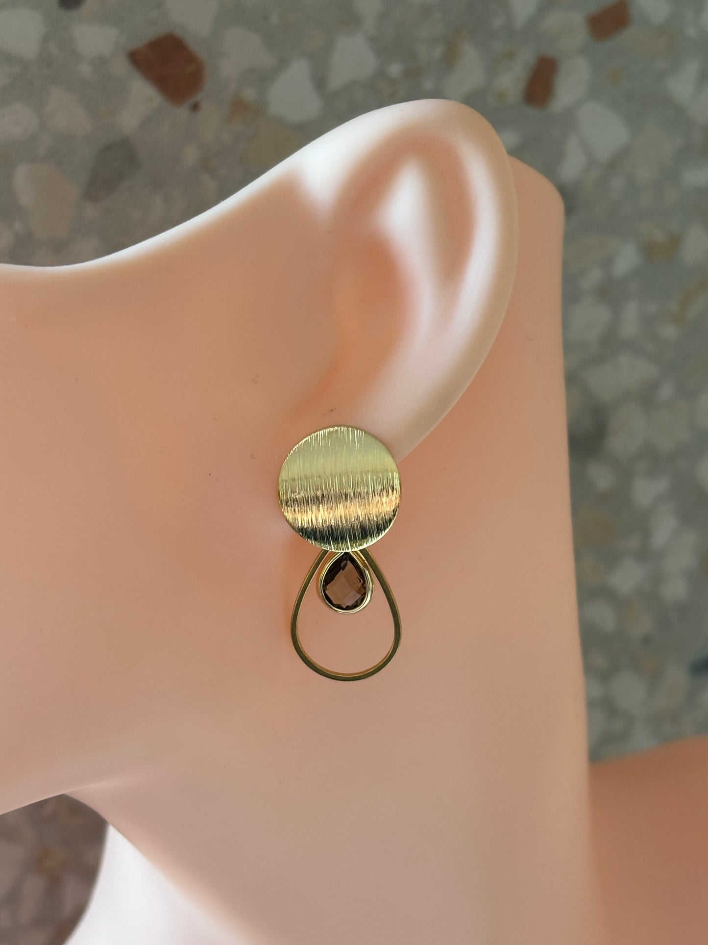 Gia gold/brown stone