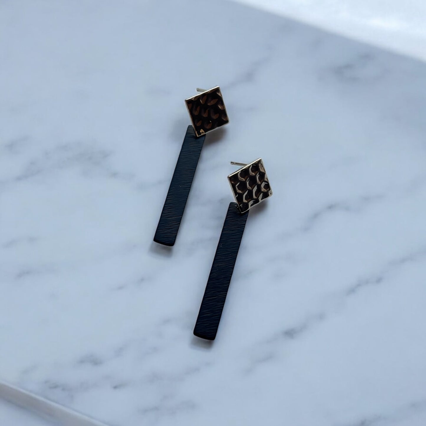 Lyra black/gold