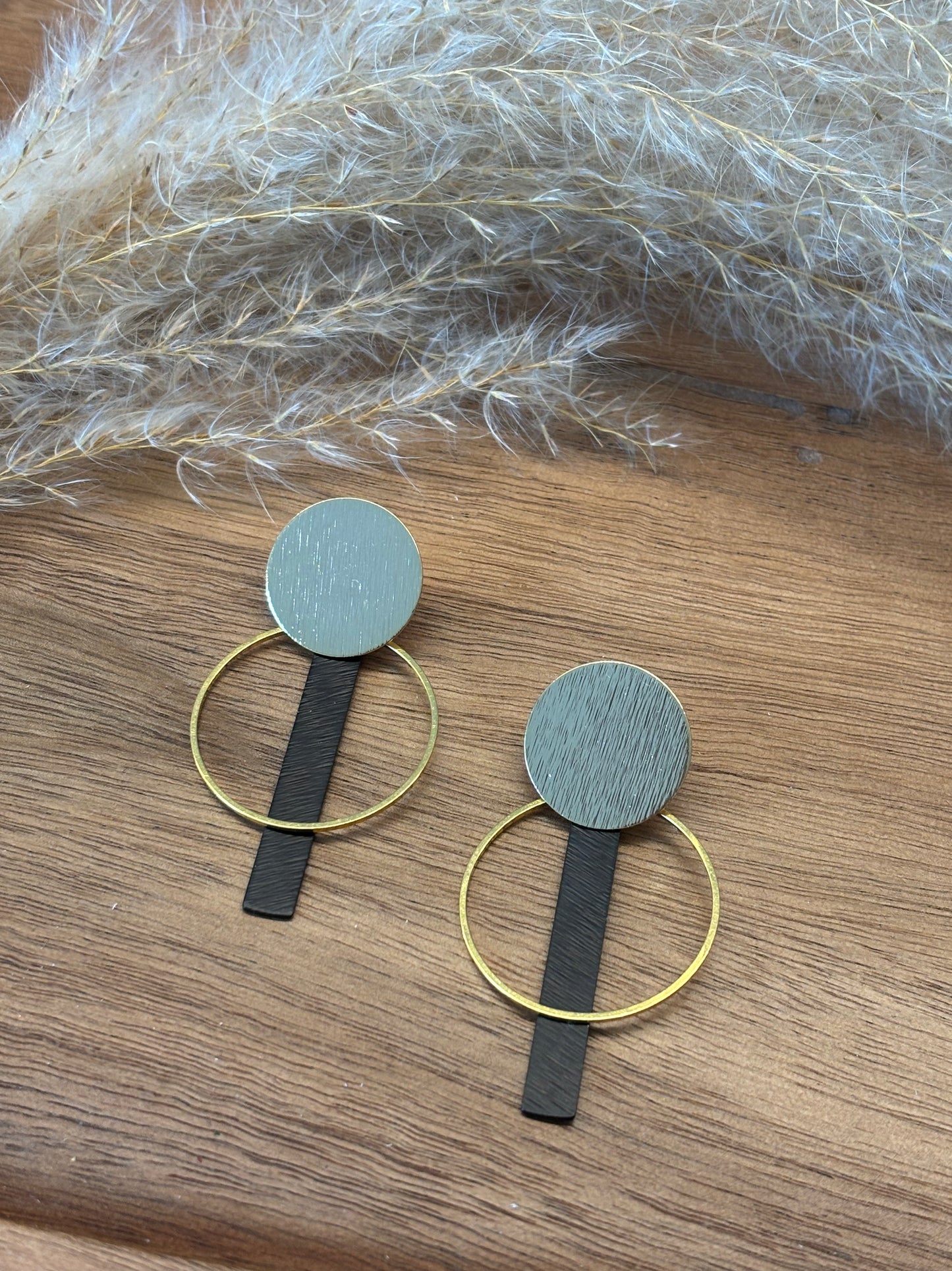 Stila black/gold