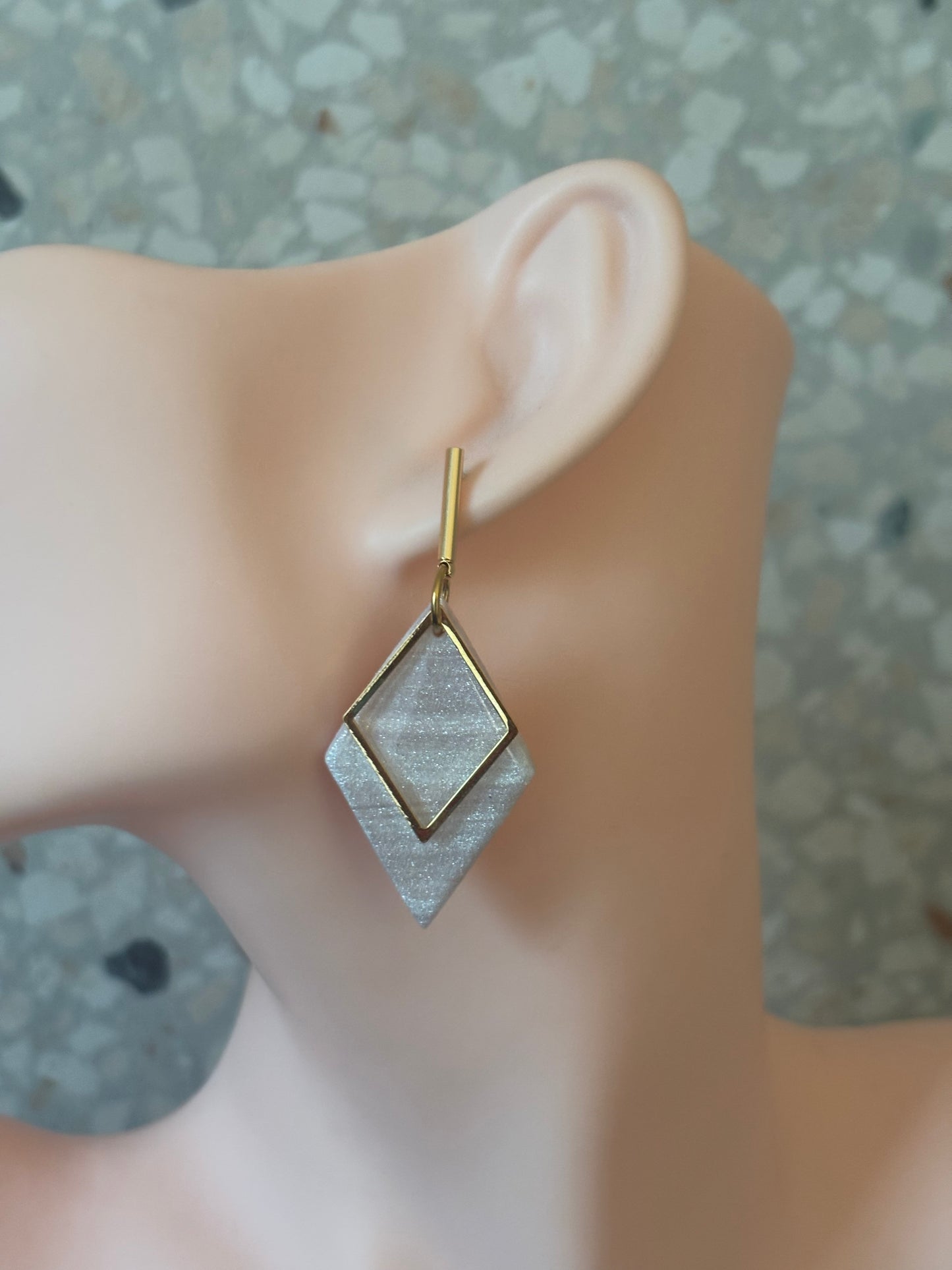 Elya Shiny shades of pink