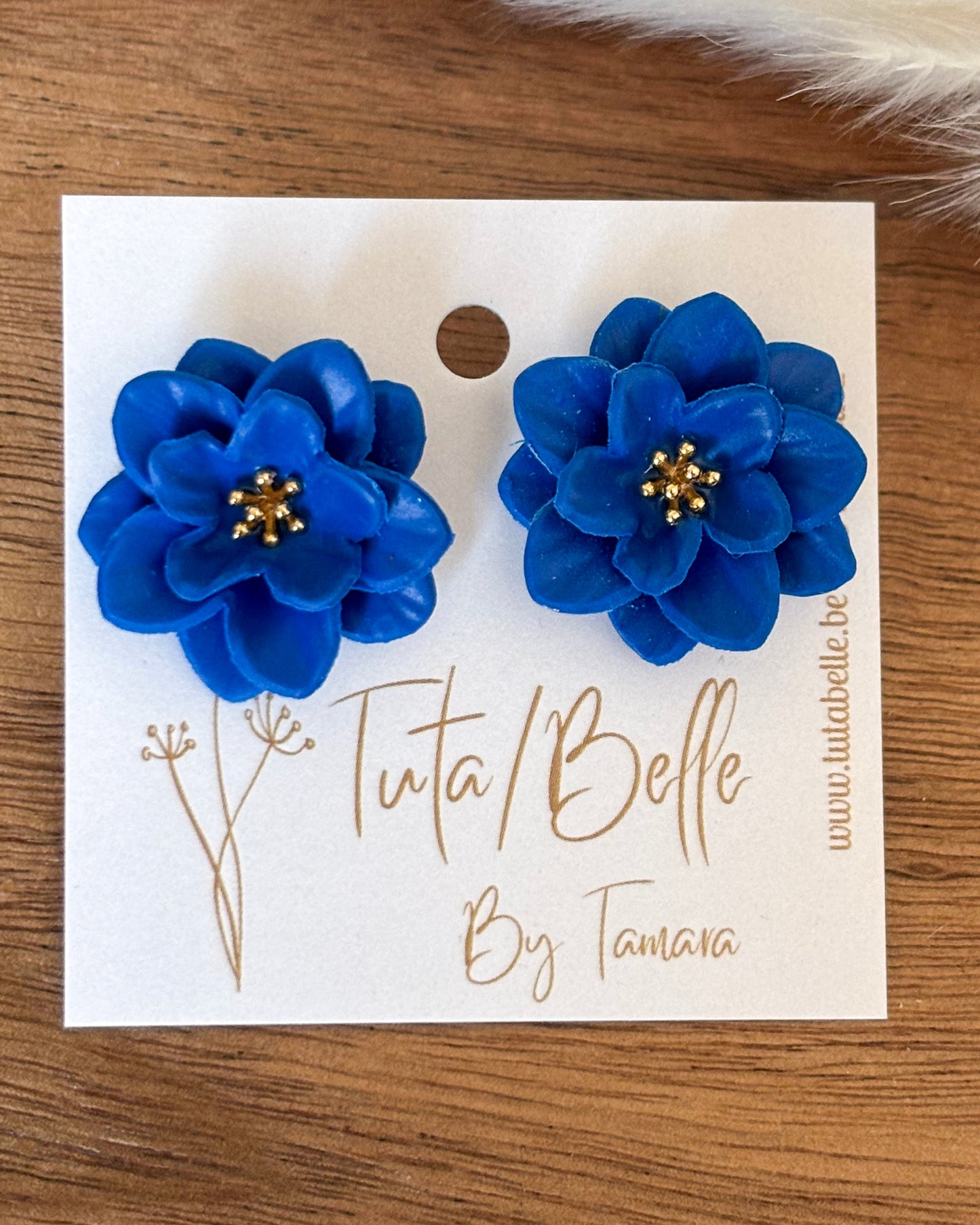 Tia stud - diverse kleuren