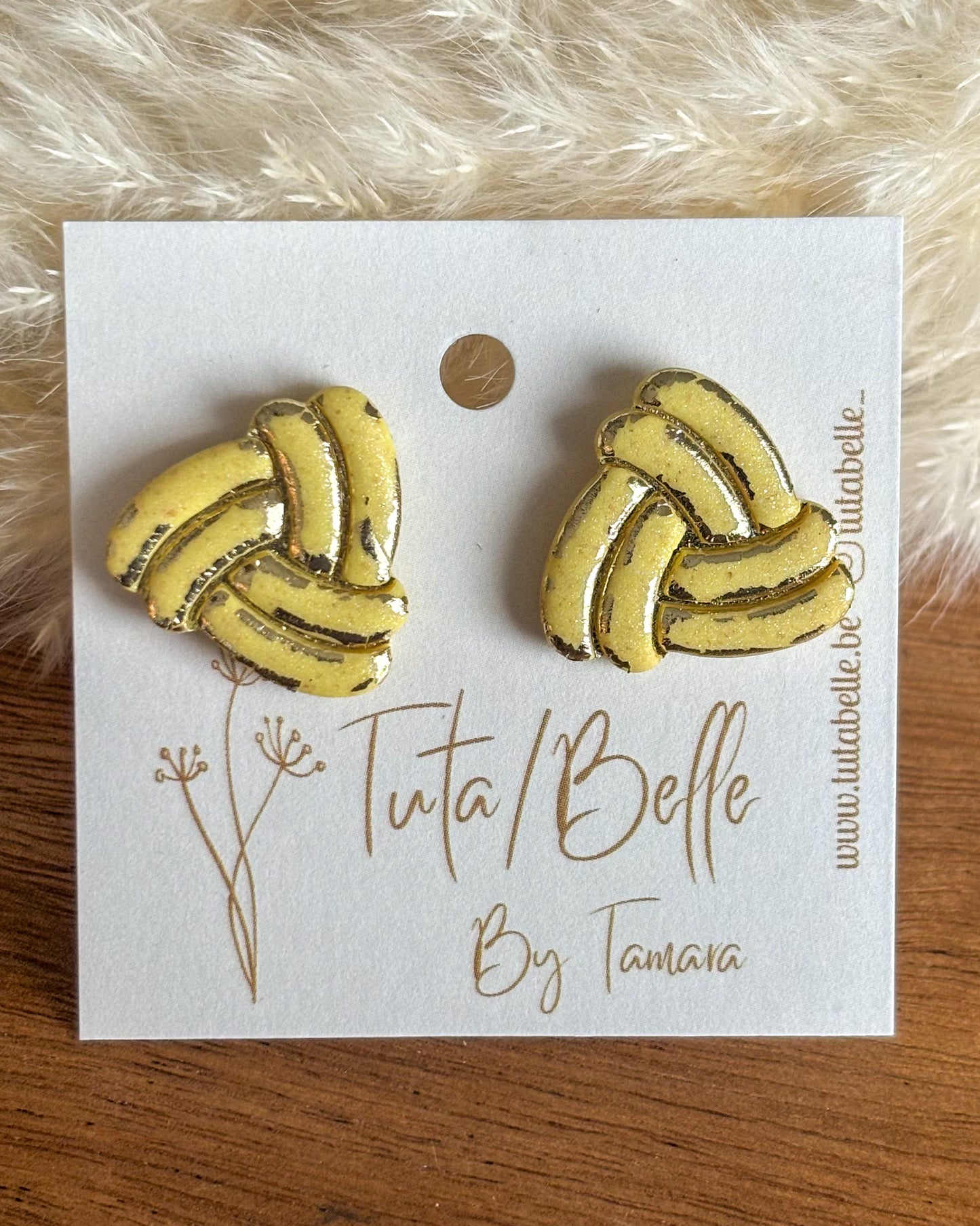 Knot little