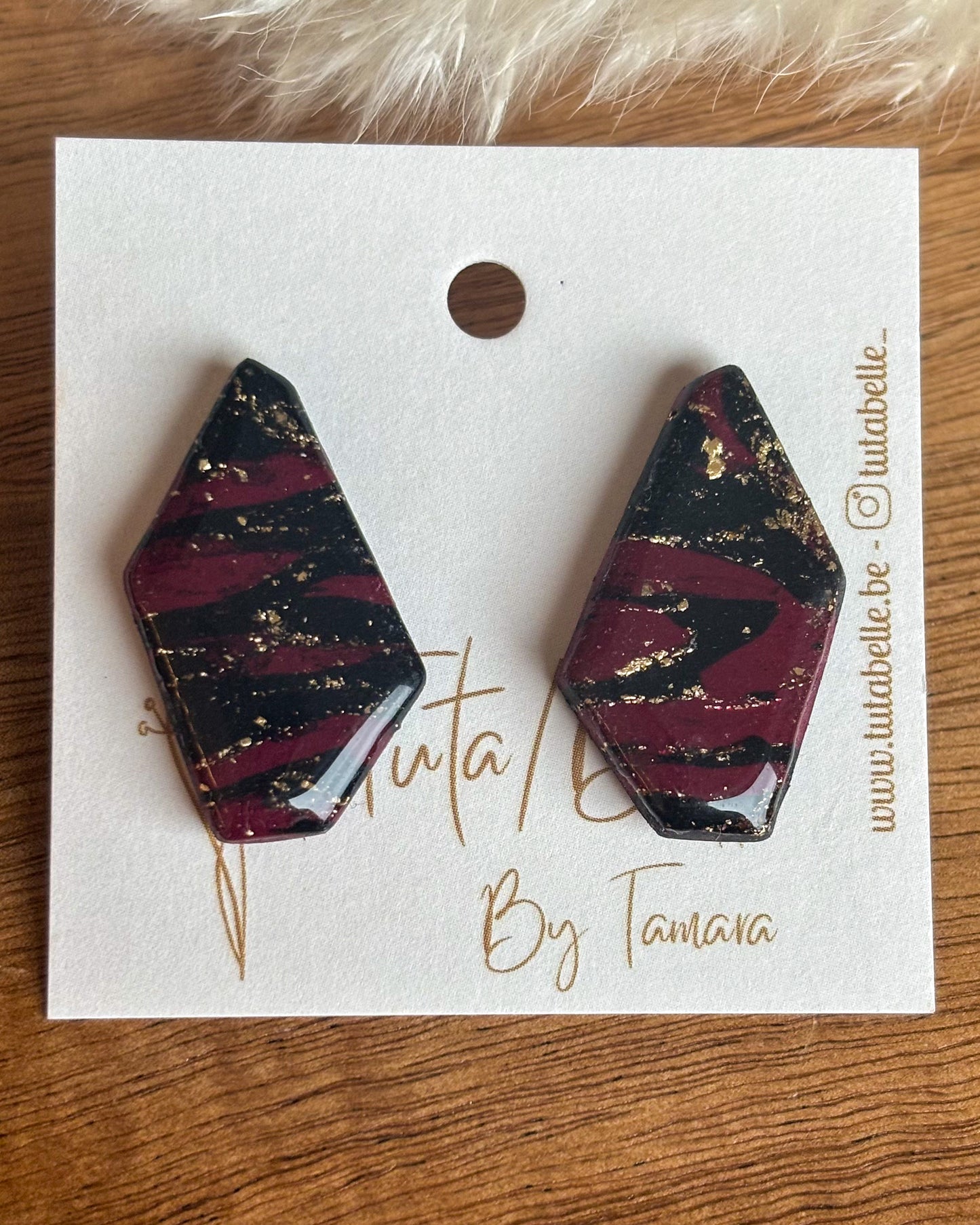 Charly stud Shiny - diverse kleuren