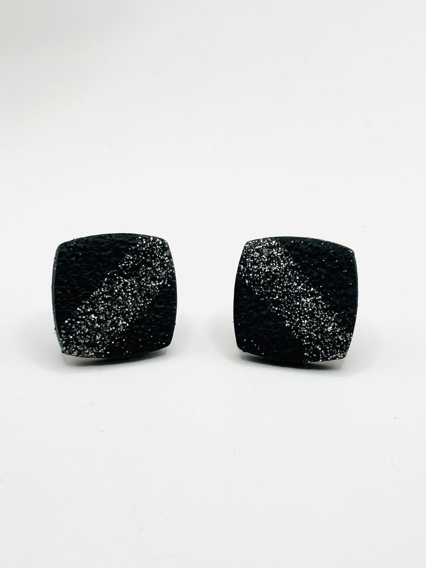 Nora black/silver stripe