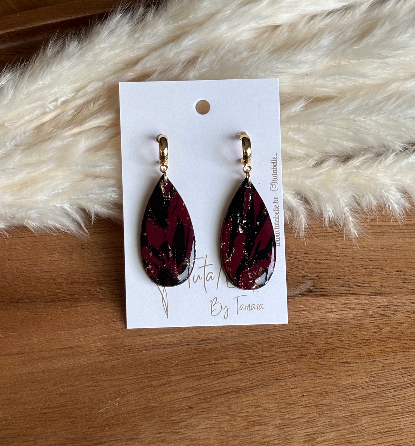 Myra shiny black/burgundy