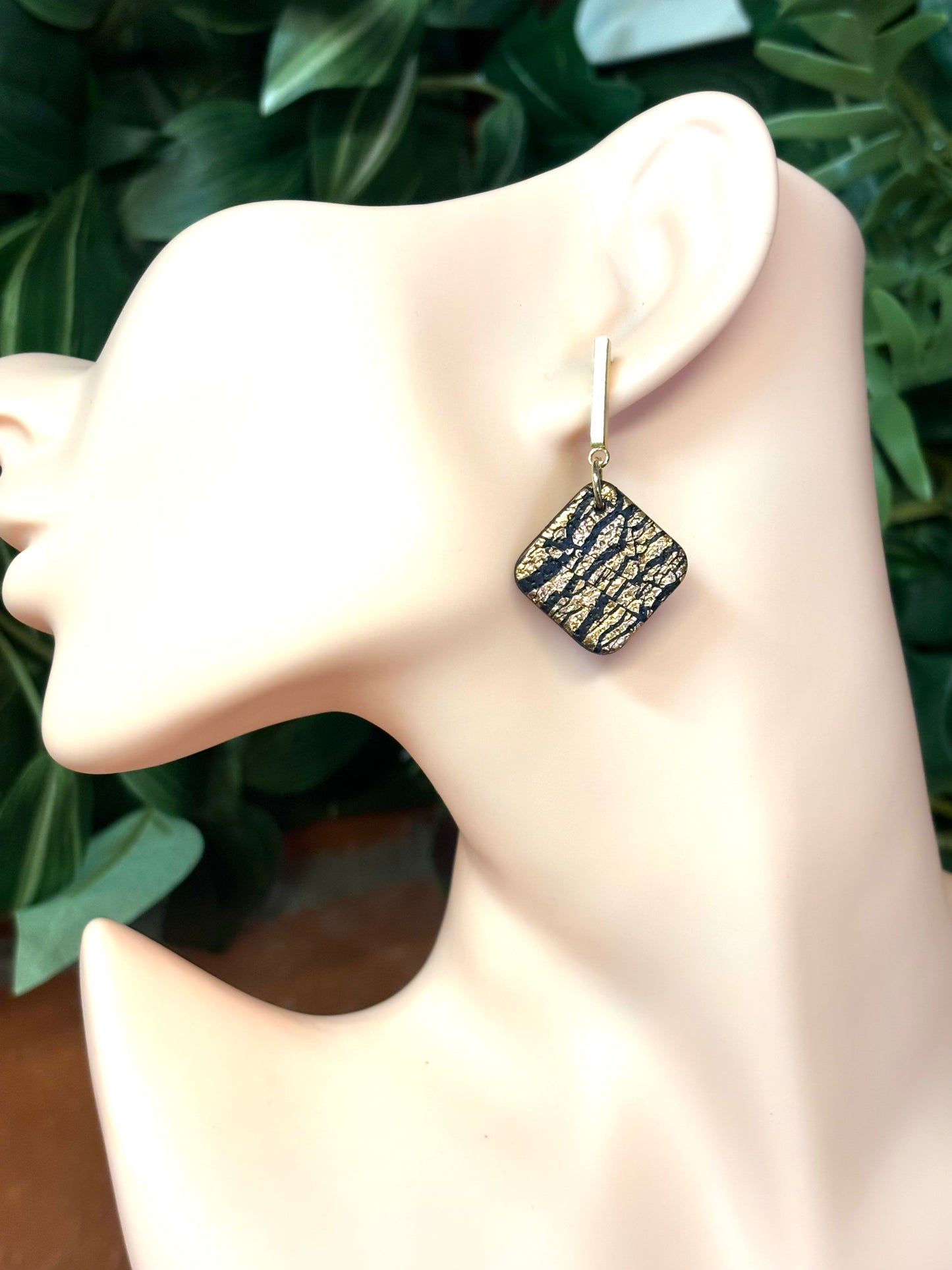 Anaika black/gold