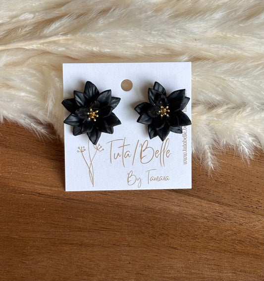 Flo stud black