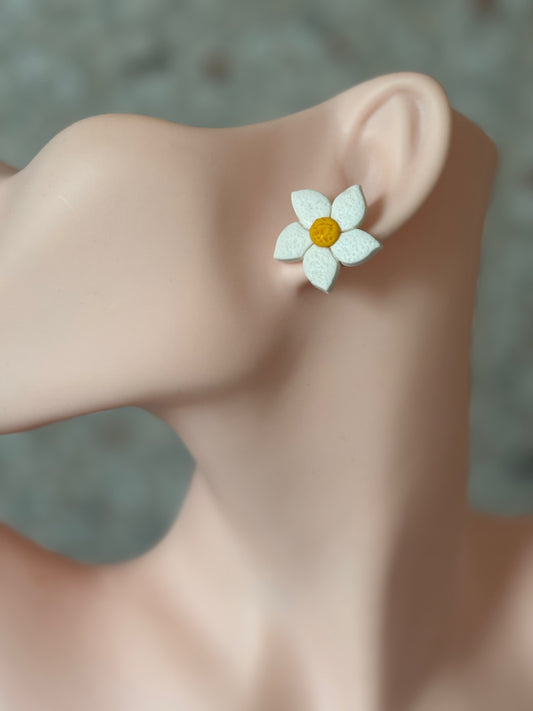Flower stud White/yellow