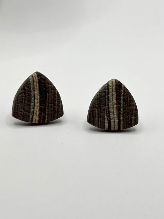Brys brown stripes