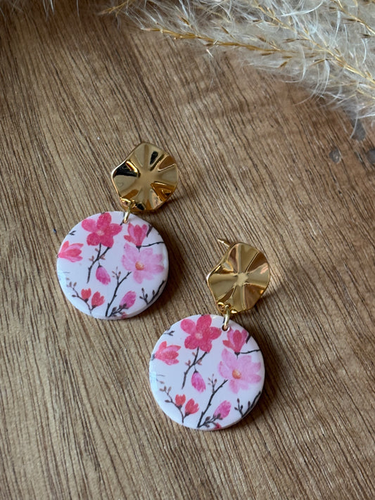 Flowers pink