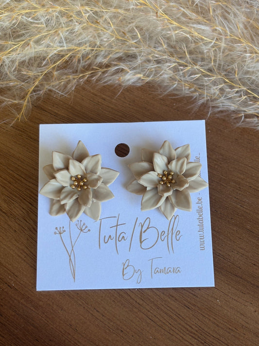 Flo stud beige