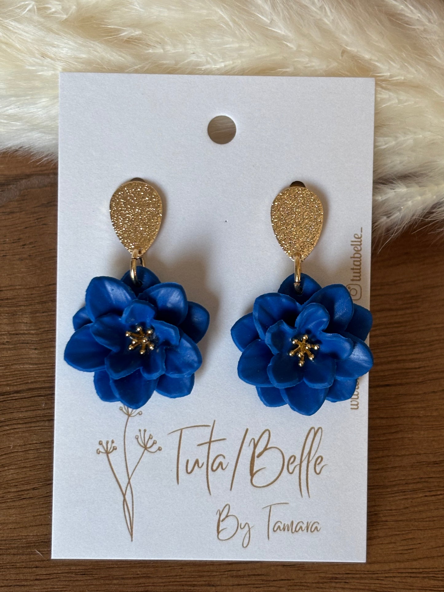Tia cobalt blue